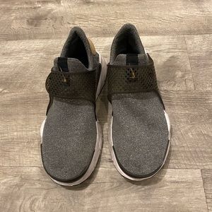 Women’s Nike dart sock low